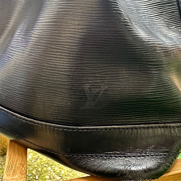 LOUIS VUITTON Epi Noe Shoulder Bag Black M44002 LV Auth 100845 - Picture 9 of 16